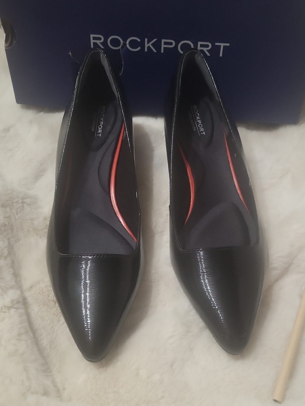 NWT  Rockport Black Shoes Size 7.5 Womens